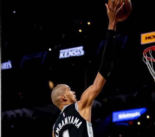 文班亚马39分9篮板马刺拒绝逆转险胜森林狼，爱德华兹复出55分