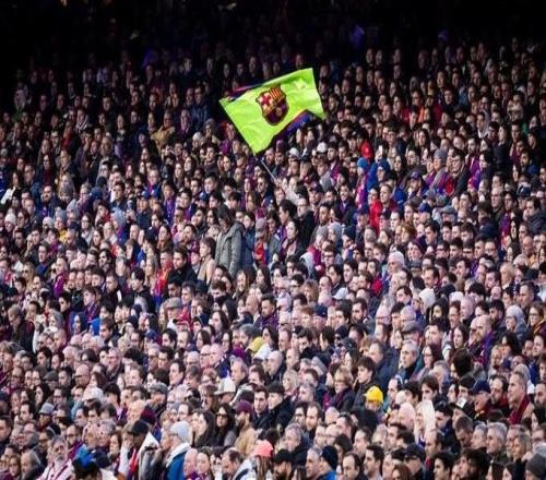 巴萨官方：将有869名球迷随队参加对布拉格斯拉维亚的比赛