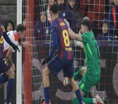 巴萨本赛季欧冠7场丢13球，跨赛季已