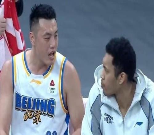 北京vs浙江前瞻：周琦赵睿领衔大面积伤病程帅澎跟队训练引关注