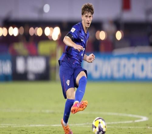 斯基拉：亚基罗维奇明天接受国米体检，双方将签约5年