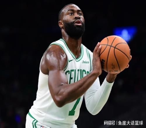 凯尔特人完胜！布朗30+10犯错，西亚卡