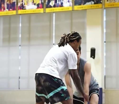 同时复出广东两大病号伤病恢复有新进展球迷期待完全体阵容