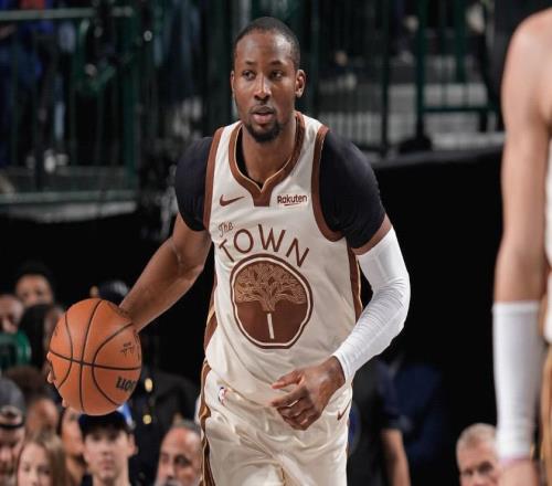 官方：库明加左膝受伤，提前退出对阵独