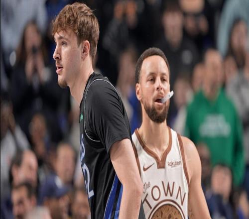 库里38+8记3分创NBA历史第1神迹！弗