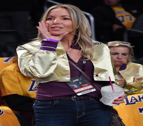 帕森斯的幽默愿望：100亿让我重写家庭剧本_NBA直播