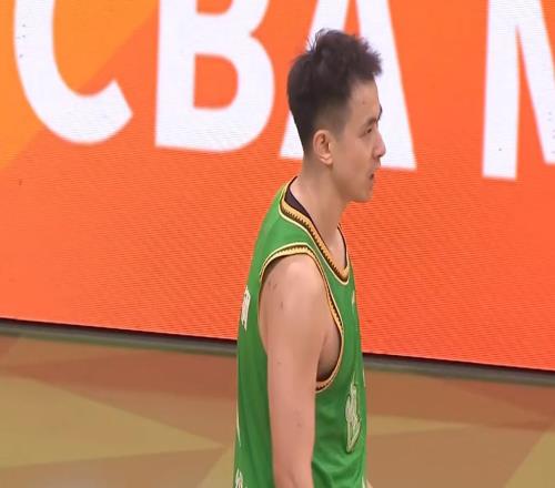 逼走赵继伟辽宁队“8打5”狂输山东