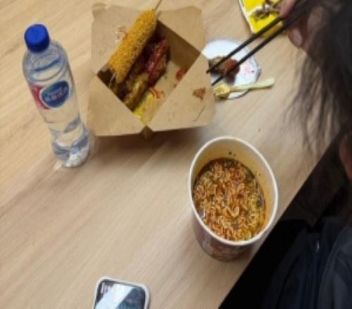 GALA更新动态：兄弟们昨天打得好谢谢大家支持早点休息今晚见