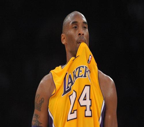 湖人队主教练雷迪克在科比81分之战周年纪念日,回忆了科比的壮举