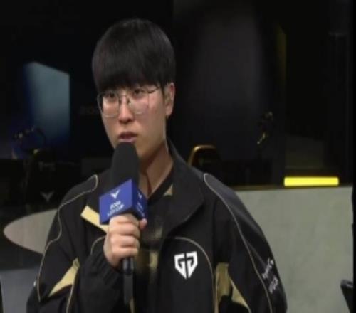 kiin：其实HLE是很有战力的队伍是我们要好好准备才能赢下的对手