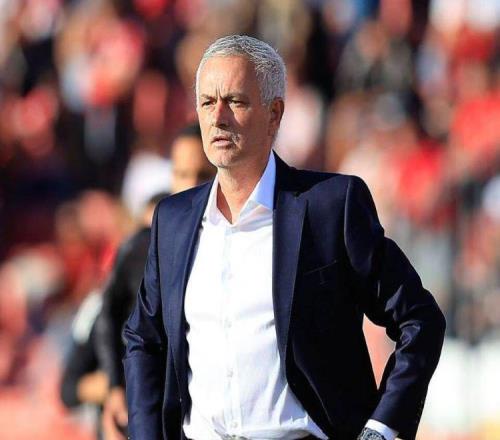 穆里尼奥联赛19场不败！本菲卡40，葡超