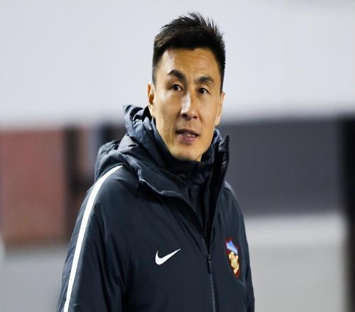 一场0：4将王钰栋打回原形，李玮锋怒批