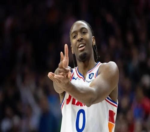 费城新王马克西在第四节究竟是高效