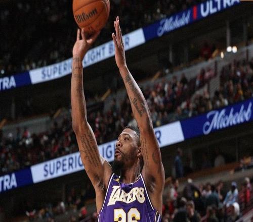 东契奇轰46分11助，湖人两连胜！詹姆斯