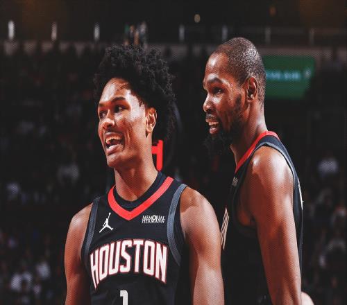 同场33分！17投15中超高效率！火箭队内线核心的证明之战啊！