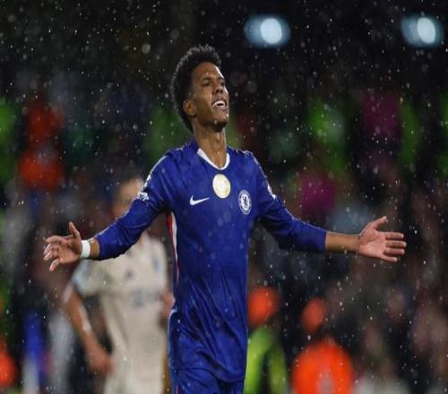 跟隊：埃斯特旺因個人原因缺席切爾西比賽，球員已返回巴西