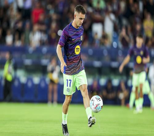 曼联盯上巴萨废材卡萨多冬窗只能眼巴巴看鲁本内维斯飞走_英超直播