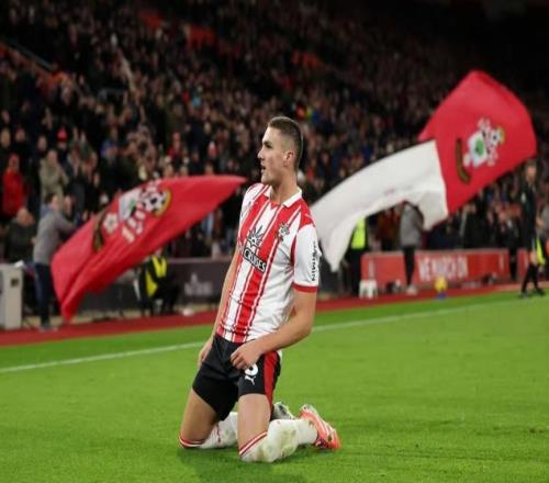 DO:哈伍德贝利斯将留在南安普顿,西汉姆联曾两次报价未果