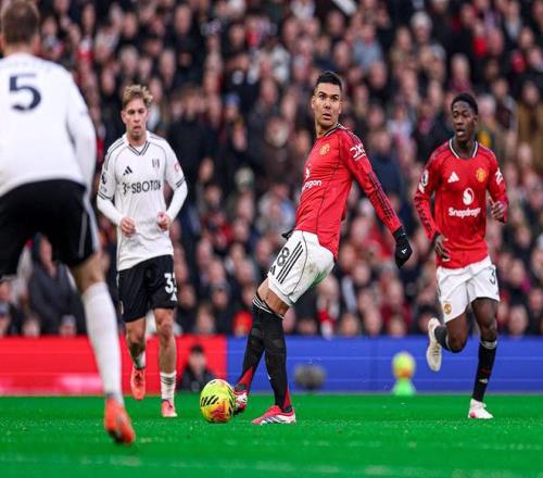 傳射建功，卡塞米羅當(dāng)選與富勒姆一役曼聯(lián)隊(duì)內(nèi)最佳球員