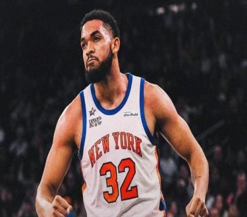 唐斯：詹姆斯是我见过最伟大的球员之一，和他对决是特别经历