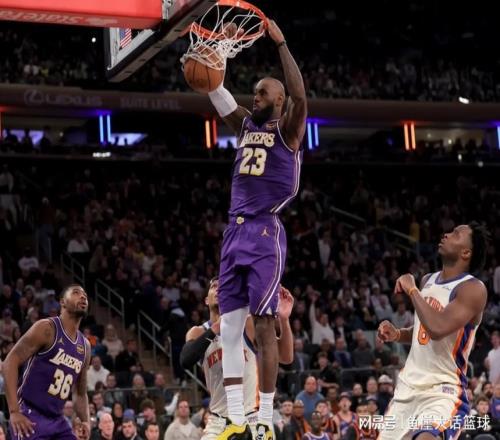 NBA最新排名出炉！东部第一狂胜53分，快船喜上加喜，湖人收大礼