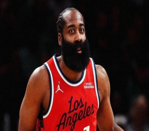 记者：哈登的交易目前还没有定论，又一位全明星后卫进入市场