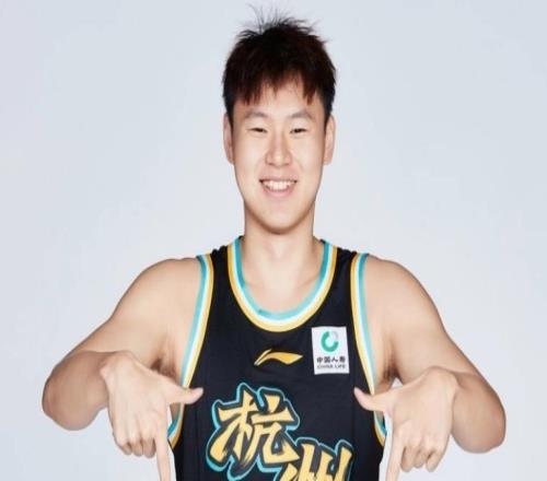 爆冷输吉林！王博纯犯错！用人+暂停一塌糊涂，上全华班都能赢！