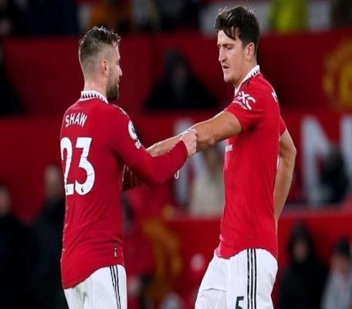 世界杯有机会邮报：马奎尔、梅努、肖状态复苏让图赫尔受益