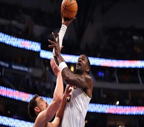 百发百中也得不到支持，湖人还是不愿意改变球队现在低效的打法