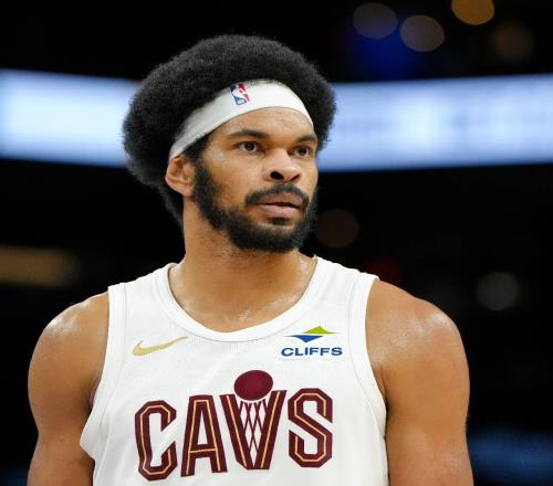 比肩奥尼尔！贾莱特阿伦，是怎么打爆克林根的