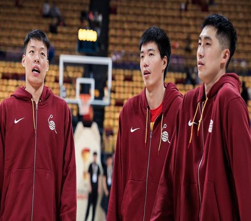 男篮21人名单！赵睿领衔，两人遗憾落选，场均5分之人入选引争议