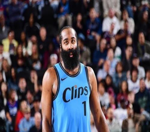 名记哈登想要2年8000万合同但快船为等2027年大鱼省薪资空间拒绝