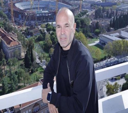 小白：我的奋斗目标是成为一名教练，15年后可能会执教巴萨