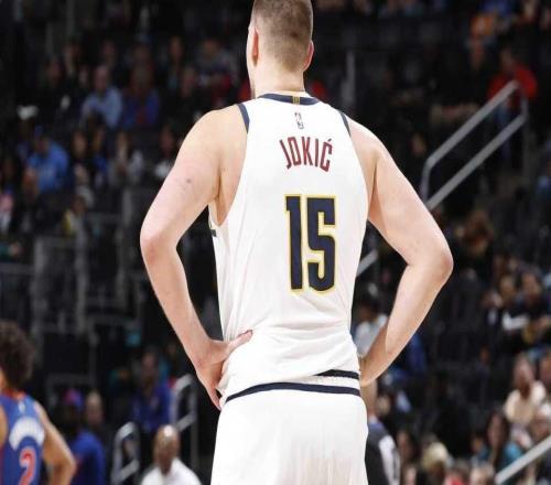 无缘20分逆转！约基奇24+15掘金遭活塞双杀坎宁安29+10穆雷32分