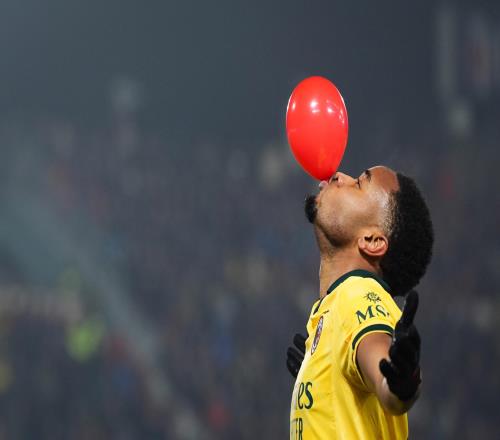 首轮告负后14胜8平，米兰已在意甲联赛保持22轮不败