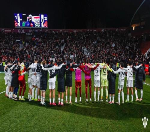 没能一黑到底，上轮国王杯淘汰皇马的阿尔瓦塞特不敌巴萨出局