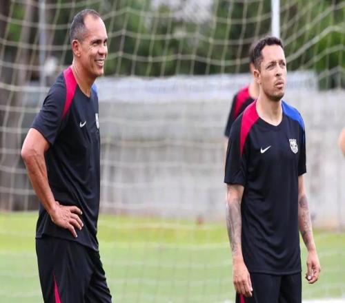 前巴萨中场吉奥瓦尼：维尼修斯只是普通球员，没有决定性能力