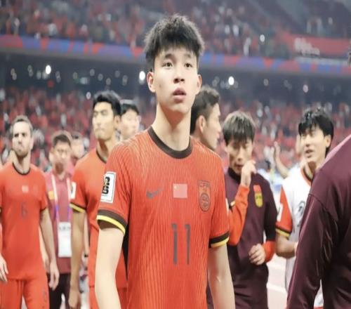 就在刚刚，2月4日晚上，传来王钰栋留洋消息，一家德甲豪门发邀约