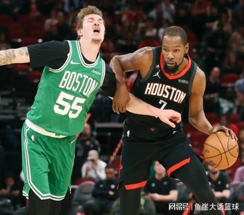 火箭爆冷惨败！杜兰特15+5很无奈，申京乌度卡都被驱逐，探花拉胯