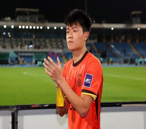 海港官宣中超抢断王加盟已拥5大U23国足红星名记：换血完胜申花