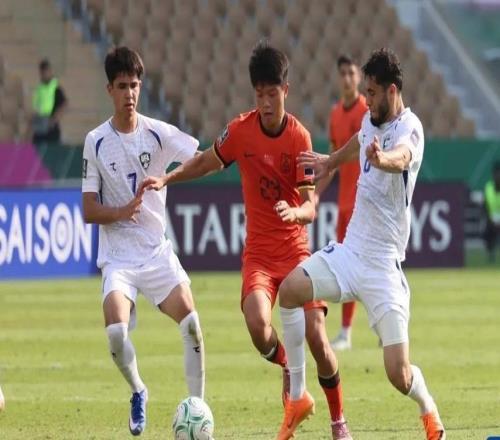 “标王”杨希正式加盟上海海港！未来他将接过王燊超的枪！