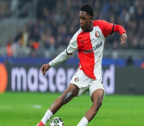 法尔克：拜仁对引入里德很乐观，确信在争夺中处于领先位置