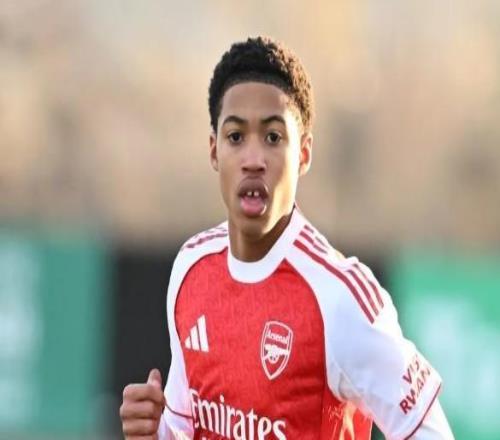 恩瓦内里弟弟代表阿森纳梯队出战欧青赛，周二在酋长球场亮相