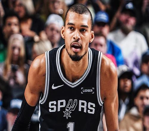 32+6+4+2+3！29+11+6+2+3！双状元神仙打架，文班亚马盛赞弗拉格