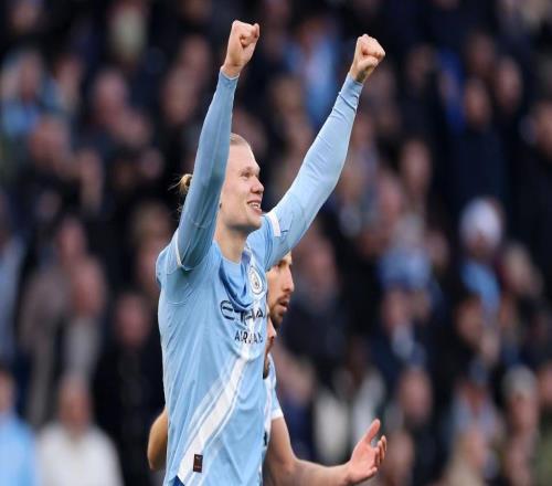 打破安菲尔德魔咒！哈兰德传射建功，脱衣庆祝染黄，破32天球荒