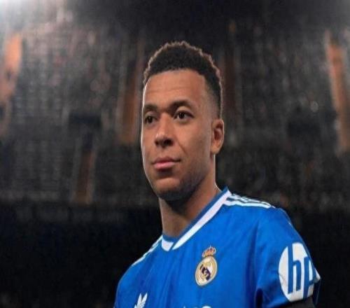 皇马紧咬巴萨！姆巴佩91分钟锁定胜局，蝙蝠军团队史耻辱