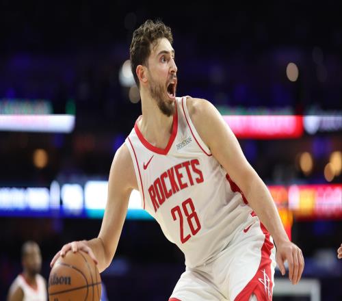 火箭1喜讯2不利！申京递补全明星，错失后场强人，美媒揪出大漏洞