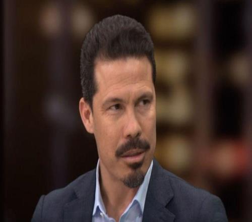 24场送13次助攻，埃尔纳内斯：迪马尔科是踢左翼卫的10号球员