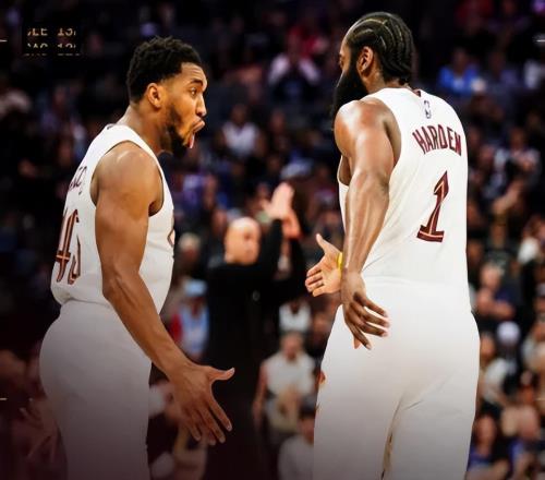 绝杀！骑士横扫掘金，哈登创2大NBA神迹米切尔32+10，约基奇三双