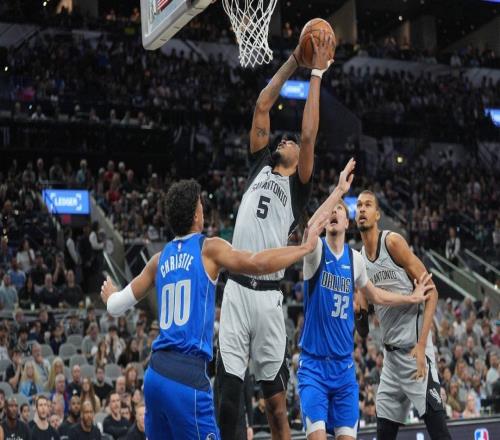 40分12板12助攻，马刺队卡斯尔砍下历史性的40分三双，梦想成真